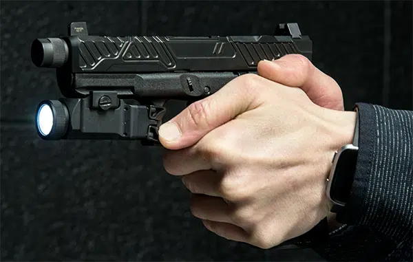 Ergonomic design provides a good grip on your handgun