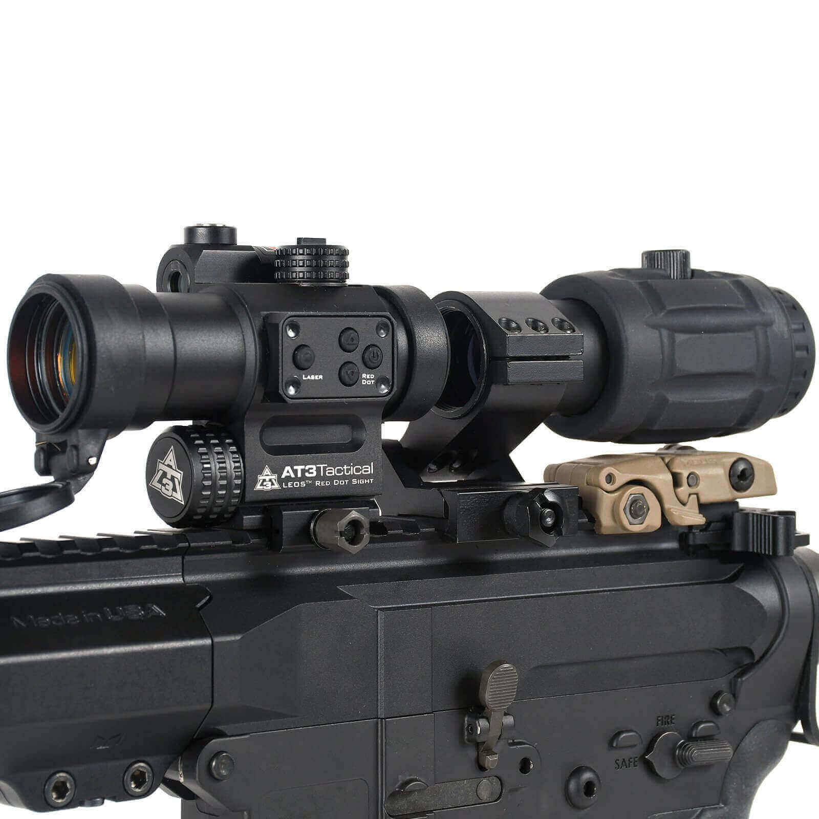 AT3™ RRDM Red Dot Magnifier w/ 3x Flip to Side Mount